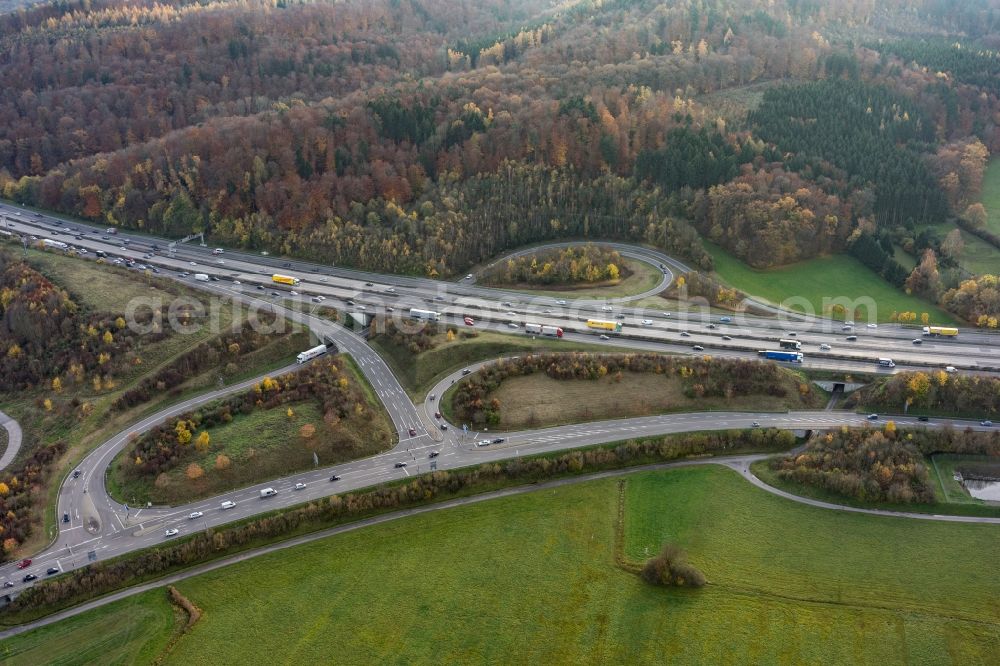 Leonberg from above - Routing and traffic lanes during the highway exit and access the motorway A 8 Leonberg-Ost in Leonberg in the state Baden-Wuerttemberg