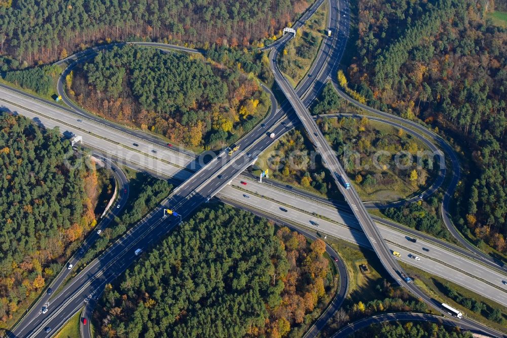 Potsdam from the bird's eye view: Routing and traffic lanes during the highway exit and access the motorway A115 - E51 Potsdam-Babelsberg in the state Brandenburg