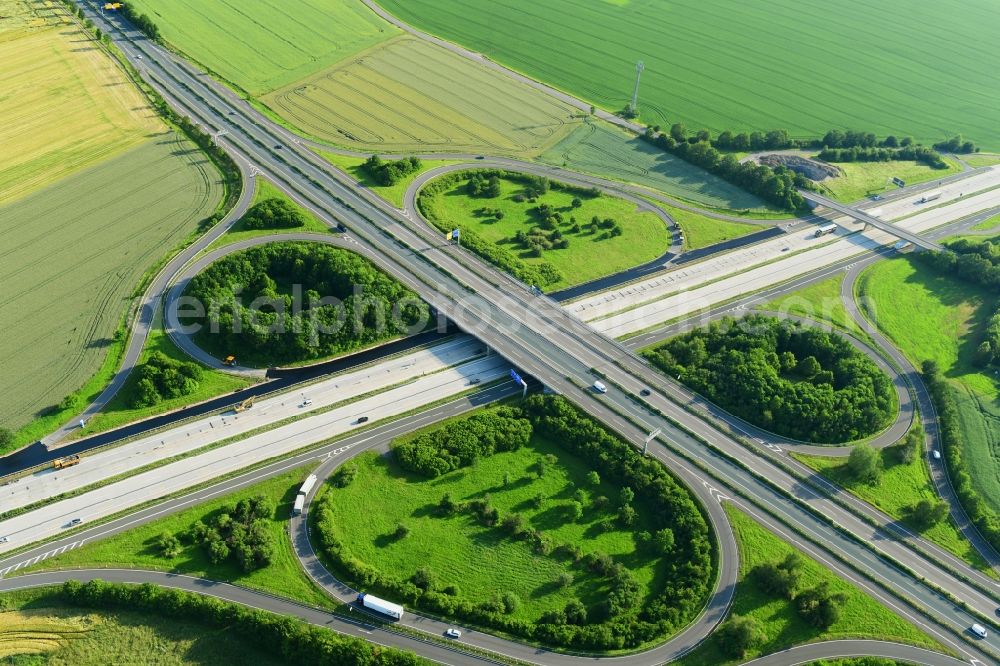 Meerane from above - Routing and traffic lanes during the highway exit and access the motorway A 4 zur B93 in Meerane in the state Saxony