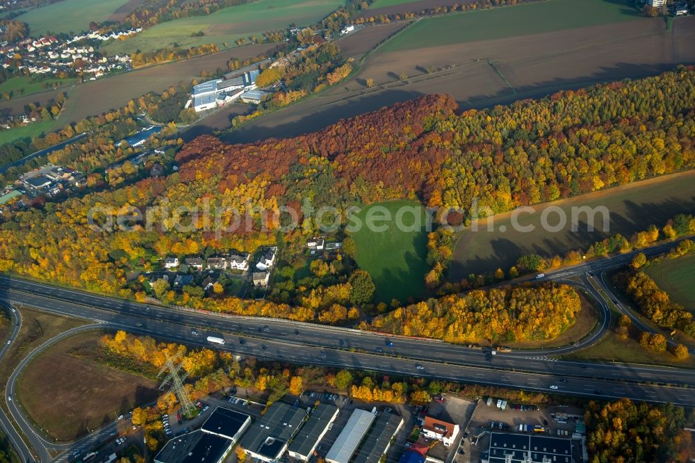 Aerial image Witten - Routing and traffic lanes during the highway exit and access Witten-Stockum of the motorway A 44 and forest area of Steinberg in Witten in the state of North Rhine-Westphalia