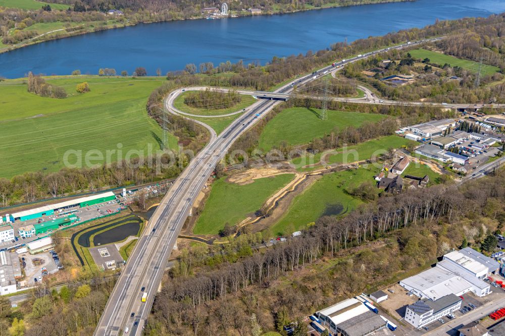 Herbede from the bird's eye view: Route and lanes in the course of the exit and access of the motorway junction of the BAB A43 with Anschlussstelle Witten-Herbede in Herbede at Ruhrgebiet in the state North Rhine-Westphalia, Germany