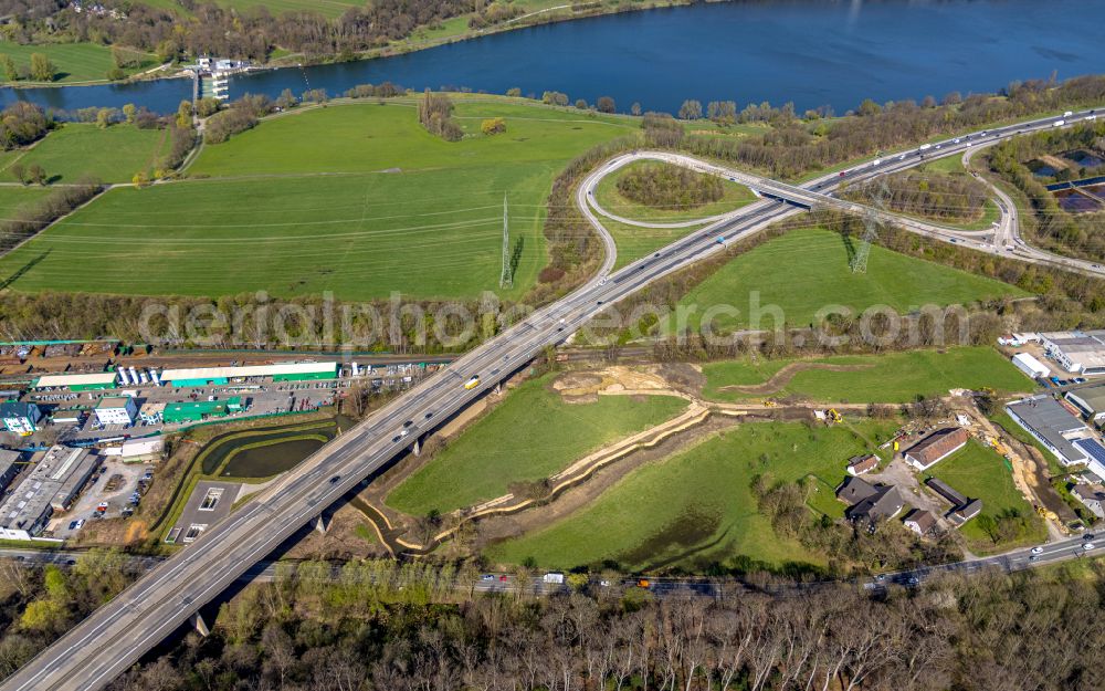 Aerial photograph Herbede - Route and lanes in the course of the exit and access of the motorway junction of the BAB A43 with Anschlussstelle Witten-Herbede in Herbede at Ruhrgebiet in the state North Rhine-Westphalia, Germany