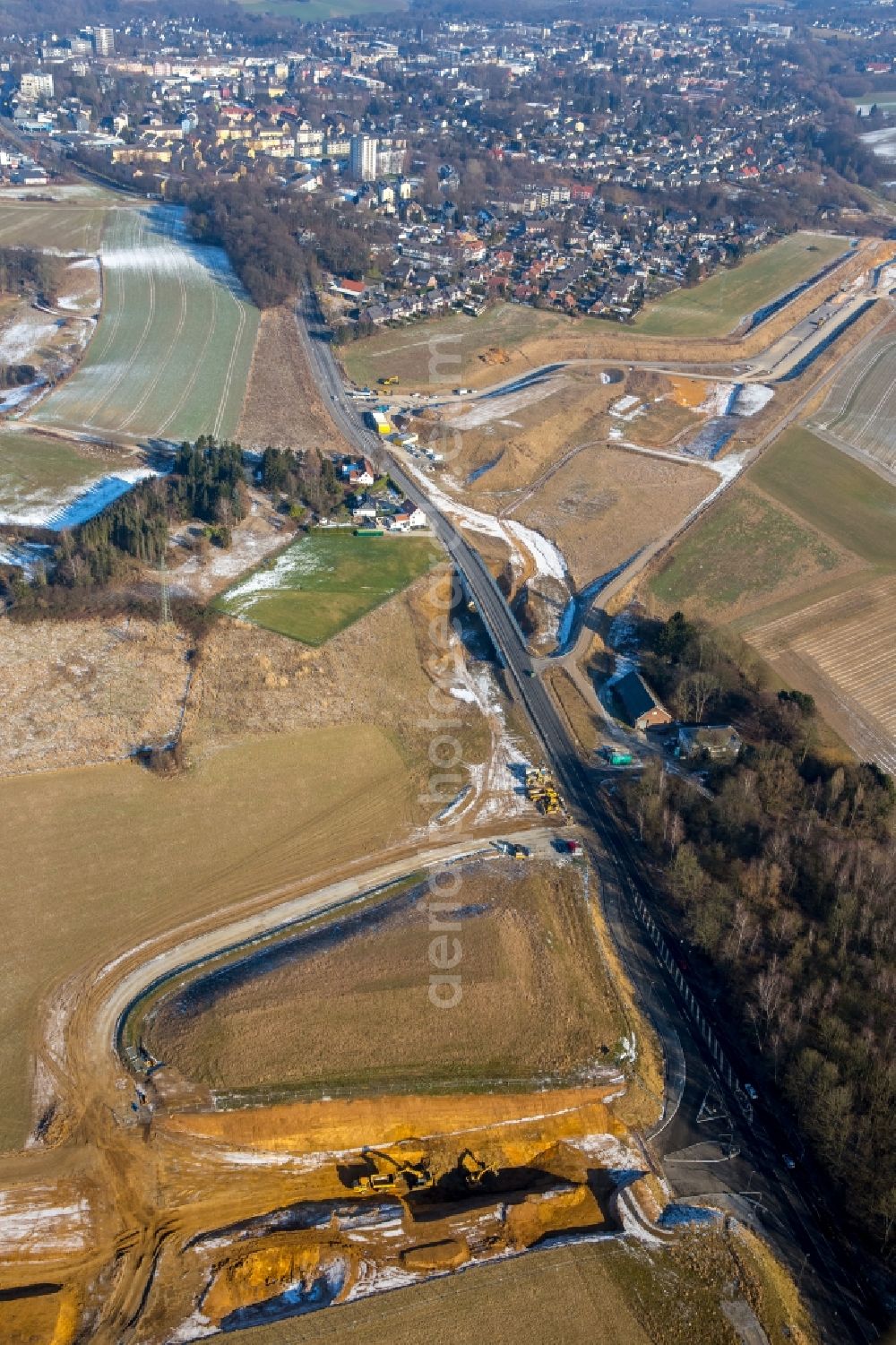 Heiligenhaus from the bird's eye view: Highway construction site for the expansion and extension of track along the route of A44 near Hoefermuehle Sued in Heiligenhaus in the state North Rhine-Westphalia