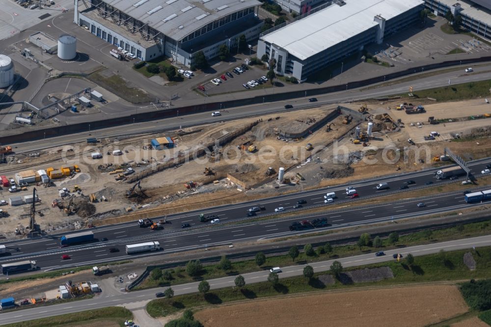 Aerial photograph Stuttgart - Highway construction site for the expansion and extension of track along the route of A8 on airport in the district Plieningen in Stuttgart in the state Baden-Wurttemberg, Germany