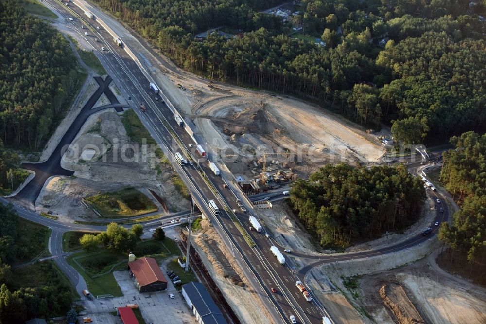 Aerial photograph Michendorf - Motorway Construction and wheel spacers along the route of the motorway A10 to 8-lane track extension in Michendorf in Brandenburg