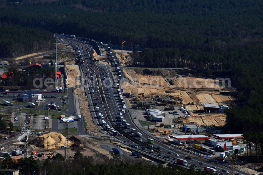 Aerial image Michendorf - Motorway Construction and wheel spacers along the route of the motorway A10 to 8-lane track extension in Michendorf in Brandenburg