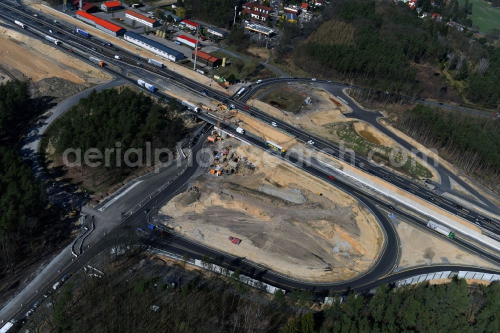 Michendorf from the bird's eye view: Motorway Construction and wheel spacers along the route of the motorway A10 to 8-lane track extension in Michendorf in Brandenburg