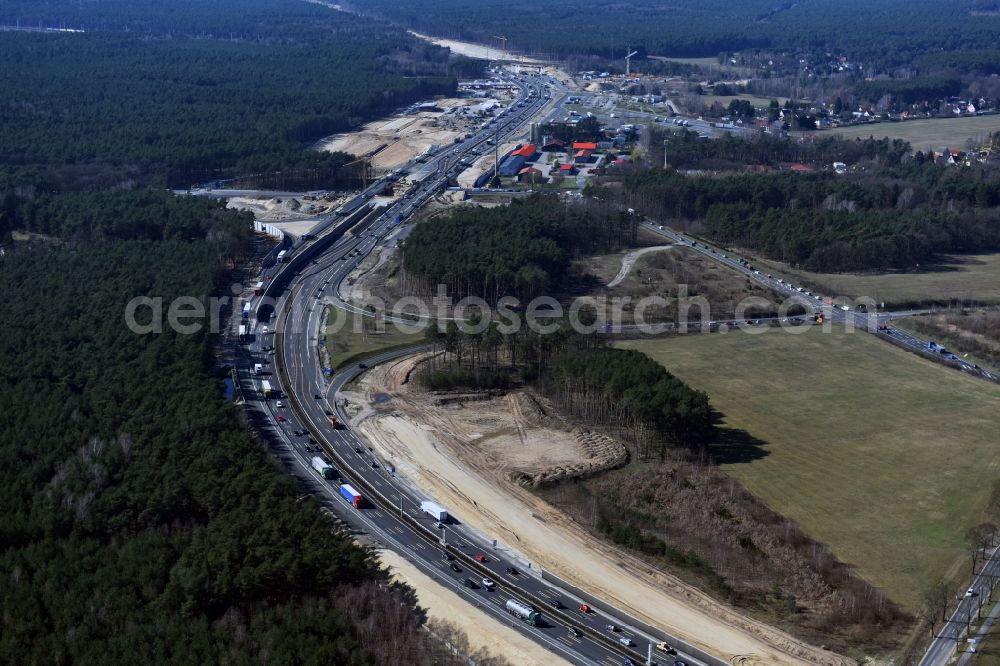 Aerial photograph Michendorf - Motorway Construction and wheel spacers along the route of the motorway A10 to 8-lane track extension in Michendorf in Brandenburg