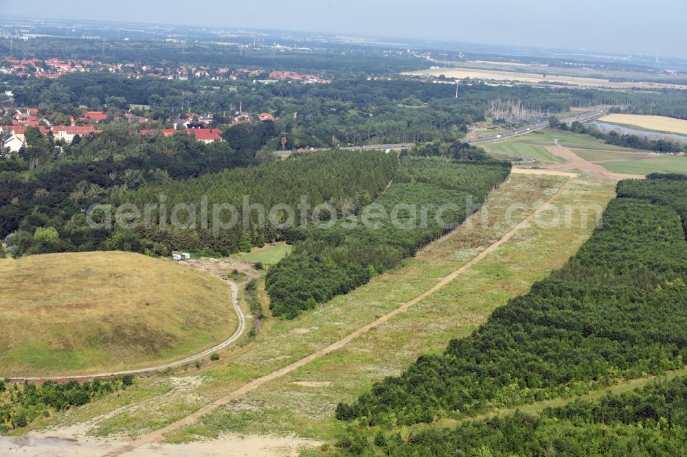 Aerial photograph Rötha - Highway- Construction site with earthworks along the route and of the route of the highway route B95 to A72 motorway in Roetha in the state Saxony