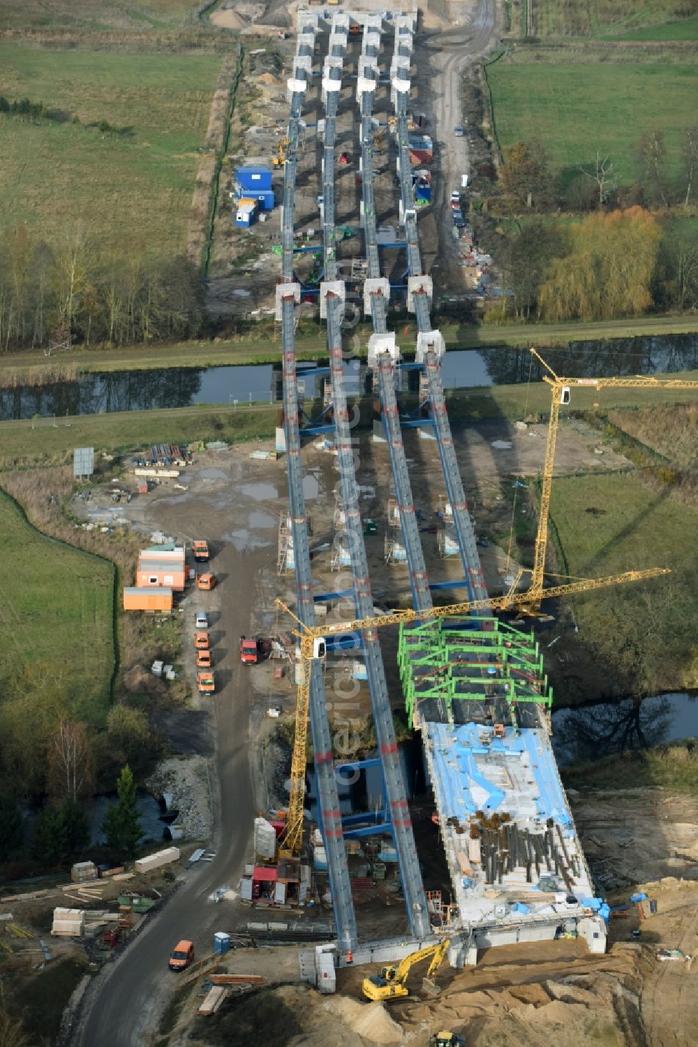 Aerial photograph Grabow - Highway- Construction site with earthworks along the route and of the route of the highway bridge Eldebruecke on federal- motorway BAB A14 in Fresenbruegge in the state Mecklenburg - Western Pomerania