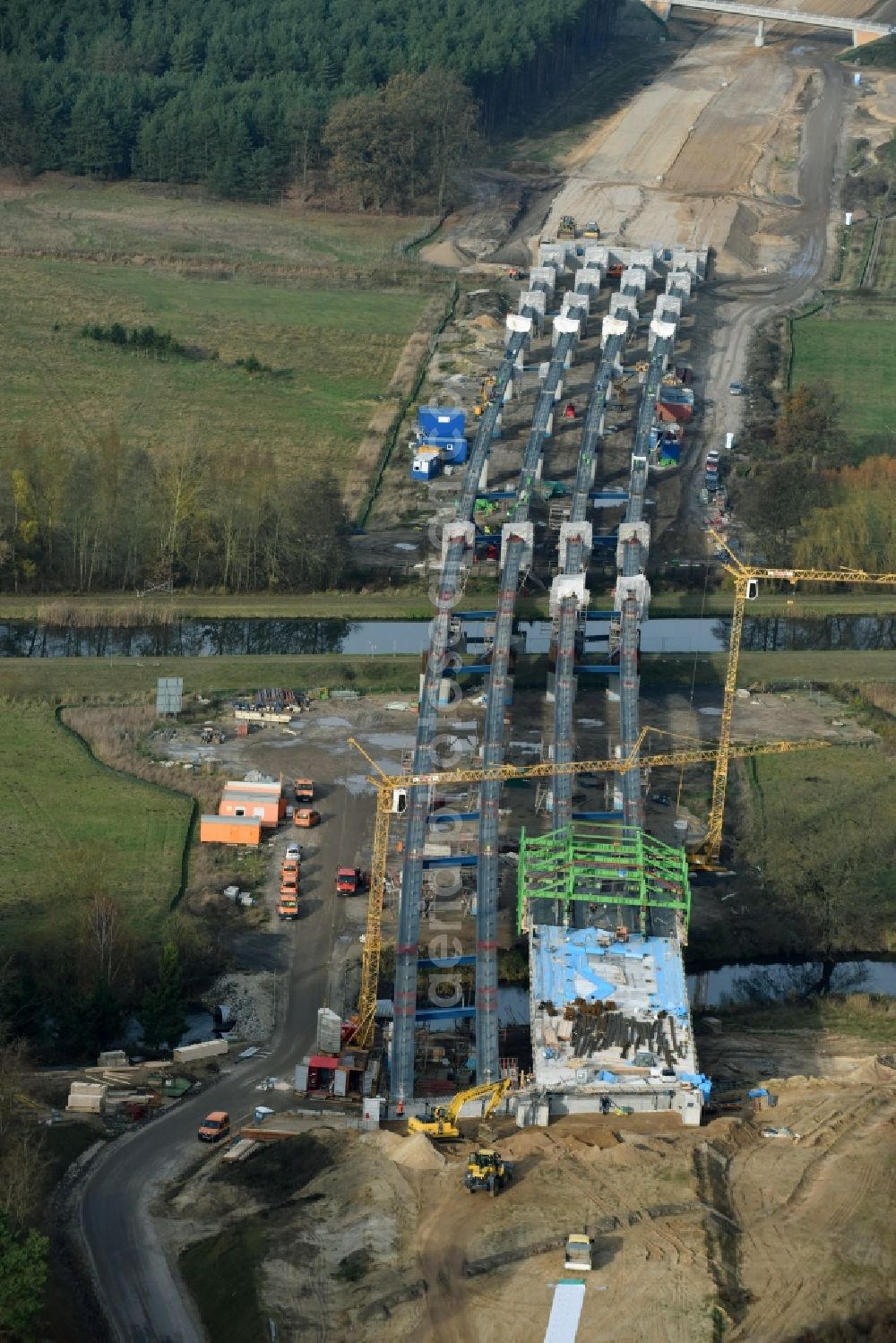 Aerial photograph Grabow - Highway- Construction site with earthworks along the route and of the route of the highway bridge Eldebruecke on federal- motorway BAB A14 in Fresenbruegge in the state Mecklenburg - Western Pomerania