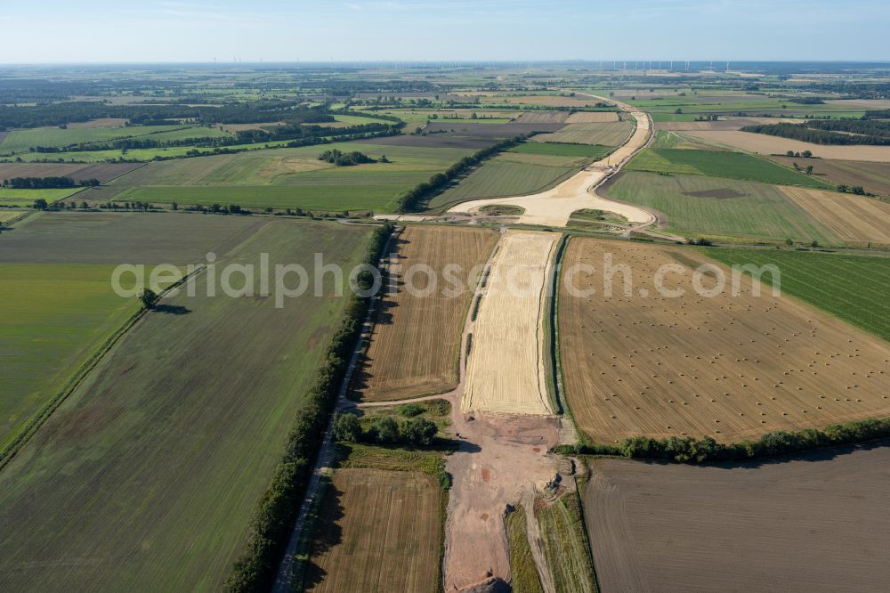 Tornau from the bird's eye view: Motorway construction site with development, embankment and earthworks along the route and the course of the A14 northern extension on fields in Tornau in the federal state of Saxony-Anhalt, Germany