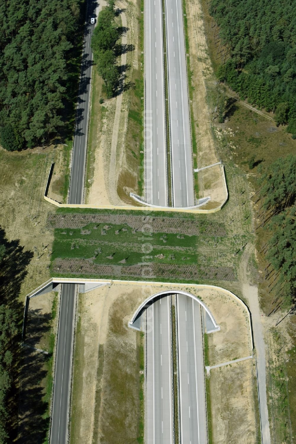 Aerial image Groß Warnow - Highway bridge structure applied as a wildlife crossing bridge Wild - Wild swap the BAB A 14 in Gross Warnow in the state of Brandenburg