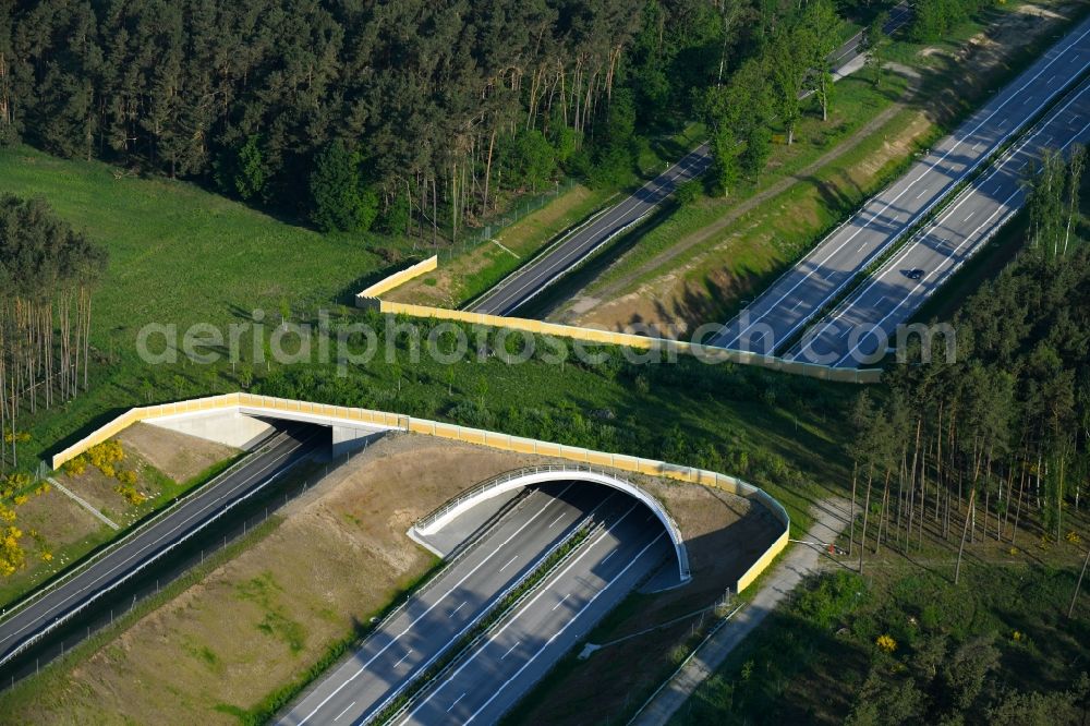 Aerial image Karstädt - Highway bridge structure applied as a wildlife crossing bridge Wild - Wild swap the BAB A 14 in Karstaedt in the state Brandenburg, Germany