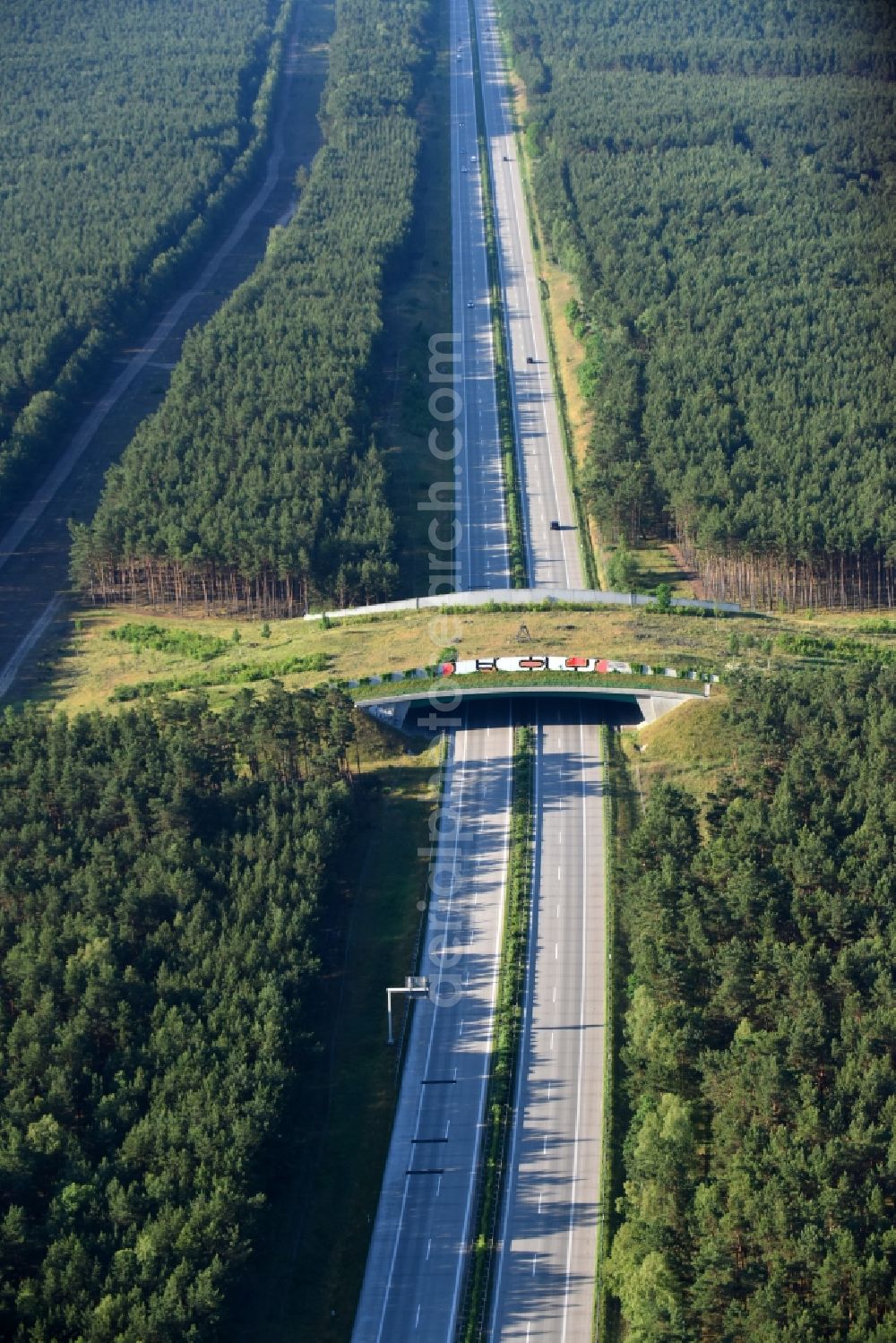 Aerial image Teupitz - Highway bridge structure applied as a wildlife crossing bridge Wild - Wild swap the BAB A 13 in Teupitz in the state Brandenburg, Germany