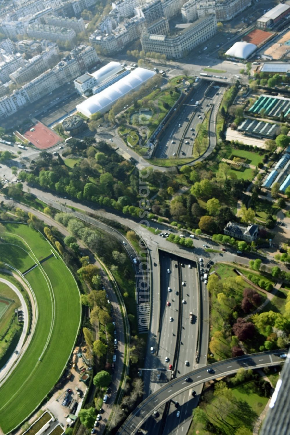 Aerial photograph Paris - Highway bridge structure applied as a wildlife crossing bridge Wild - Wild swap on Bd Periperique in Paris in Ile-de-France, France