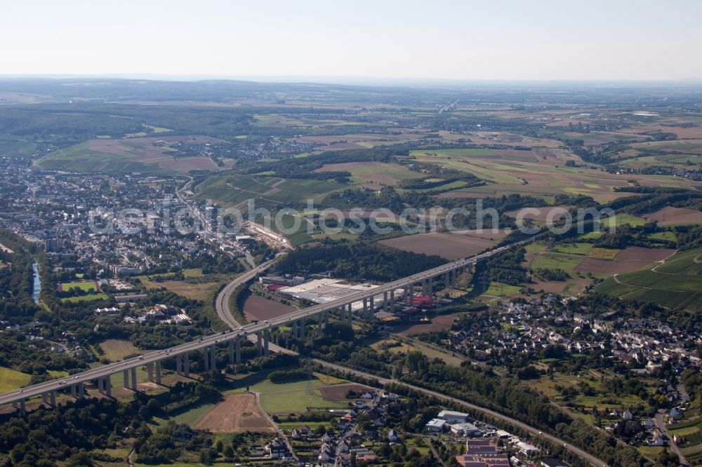 Bad Neuenahr-Ahrweiler from the bird's eye view: Routing and traffic lanes over the highway bridge in the motorway A 61 in Bad Neuenahr-Ahrweiler in the state Rhineland-Palatinate