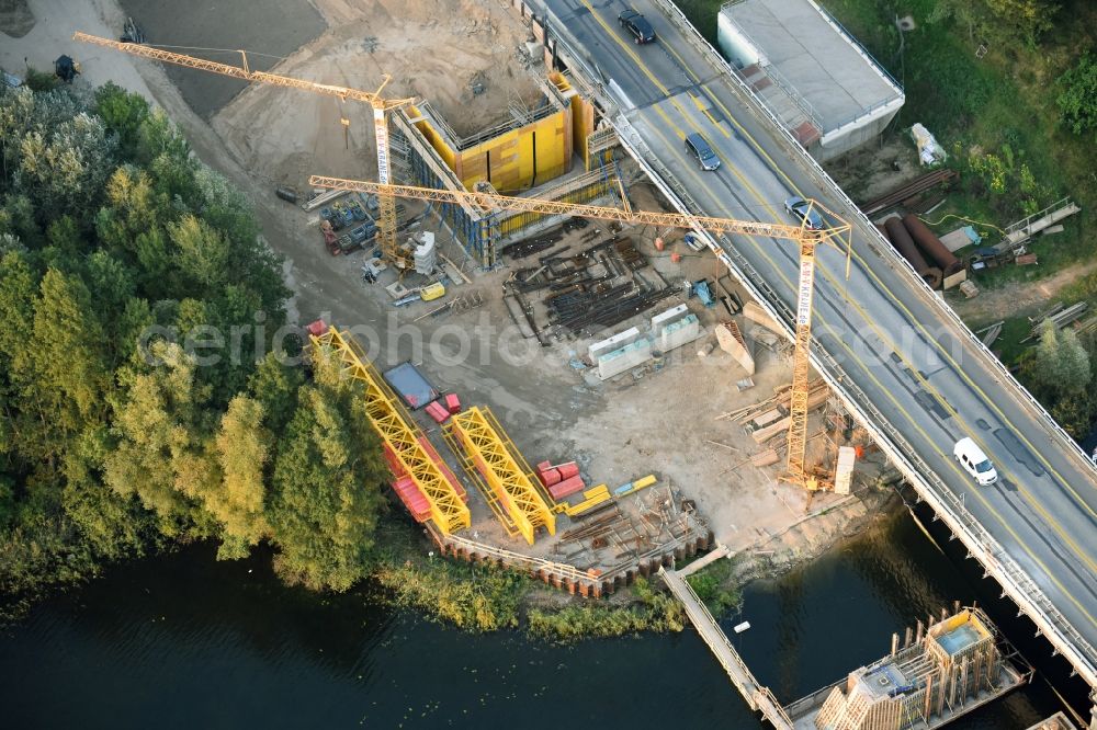 Aerial photograph Petersdorf - Routing and traffic lanes over the highway bridge in the motorway A 19 and new construction site in Petersdorf in the state Mecklenburg - Western Pomerania