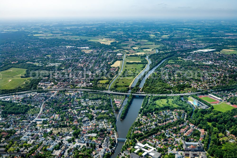 Oldenburg from above - Routing and traffic lanes over the highway bridge in the motorway A A28 on street E22 in Oldenburg in the state Lower Saxony, Germany