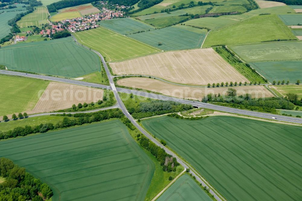 Aerial photograph Friedland - Routing and traffic lanes over the highway bridge in the motorway A 38 in Friedland in the state Lower Saxony, Germany