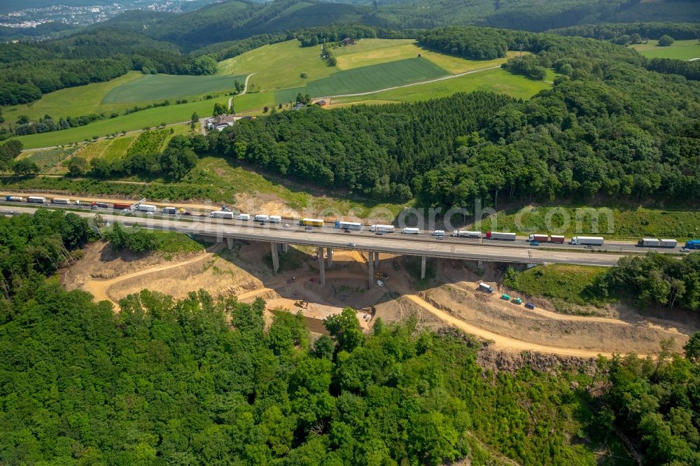 Hagen from above - Routing and traffic lanes over the highway bridge in the motorway A 45 Kattenohl A45 of Sauerlandlinie in Hagen in the state North Rhine-Westphalia, Germany