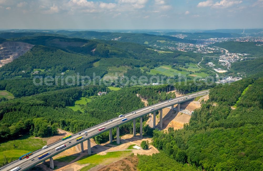 Hagen from above - Routing and traffic lanes over the highway bridge in the motorway A 45 Kattenohl A45 of Sauerlandlinie in Hagen in the state North Rhine-Westphalia, Germany