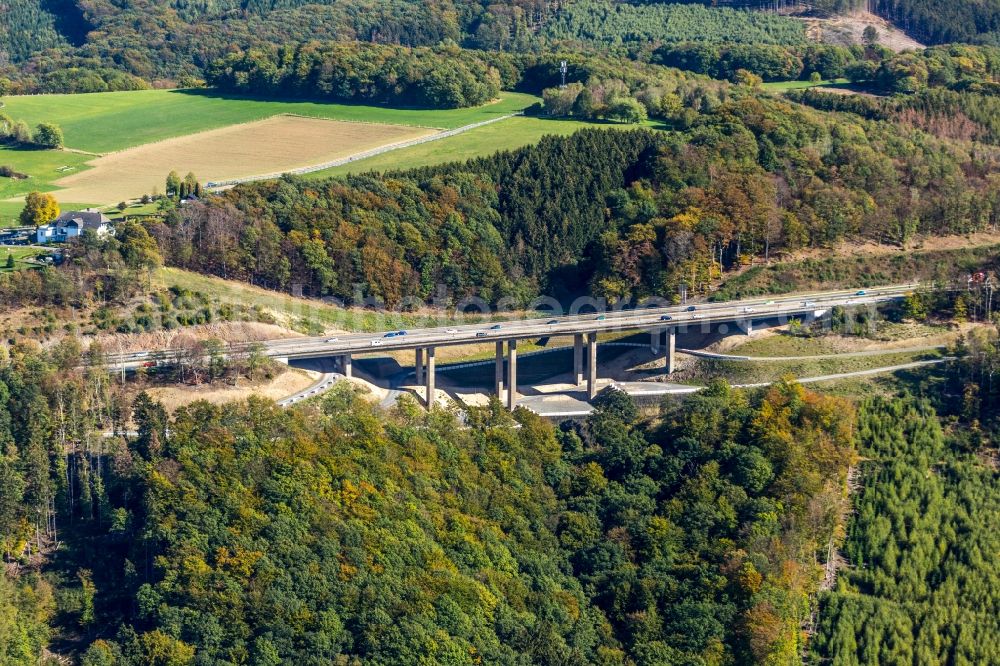 Hagen from above - Routing and traffic lanes over the highway bridge in the motorway A 45 Kattenohl A45 of Sauerlandlinie in Hagen in the state North Rhine-Westphalia, Germany