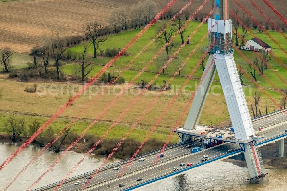 Aerial image Düsseldorf - Routing and traffic lanes over the highway bridge in the motorway A 46 - Rheinbruecke in Duesseldorf in the state North Rhine-Westphalia