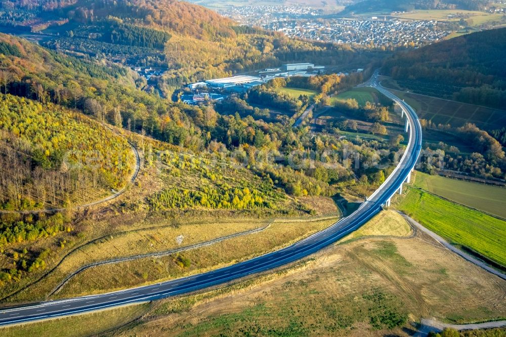 Nuttlar from the bird's eye view: Highway - motorway bridge of the A Talbruecke Schormecke of BAB A46 in Nuttlar in the state North Rhine-Westphalia, Germany