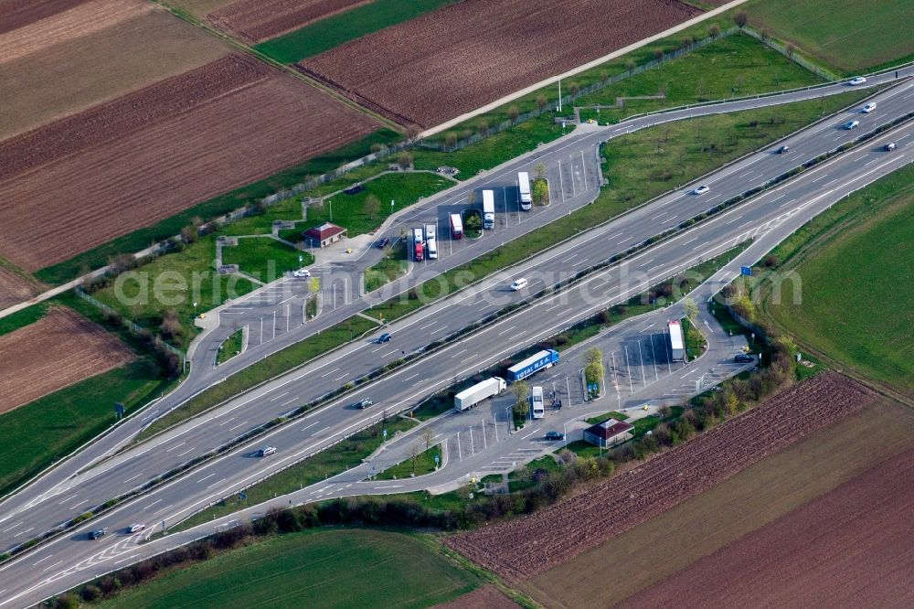 Aerial image Gerlingen - Motorway parking lot Gerlinger Hoehe at the BAB A81 in Gerlingen in the state Baden-Wurttemberg, Germany