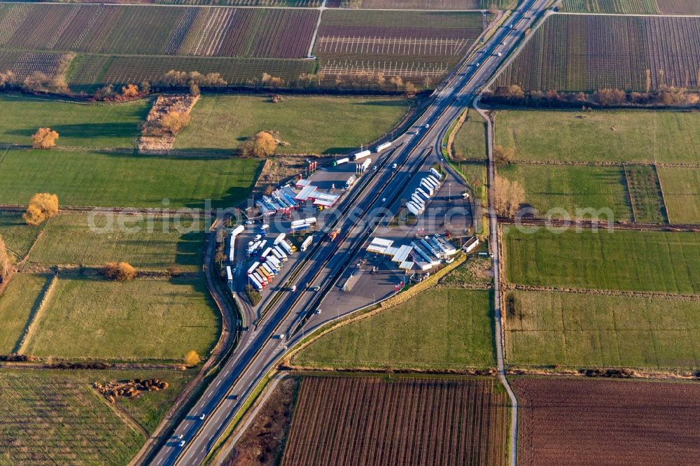 Aerial image Edesheim - Motorway service area on the edge of the course of BAB highway 65 in Edesheim in the state Rhineland-Palatinate, Germany