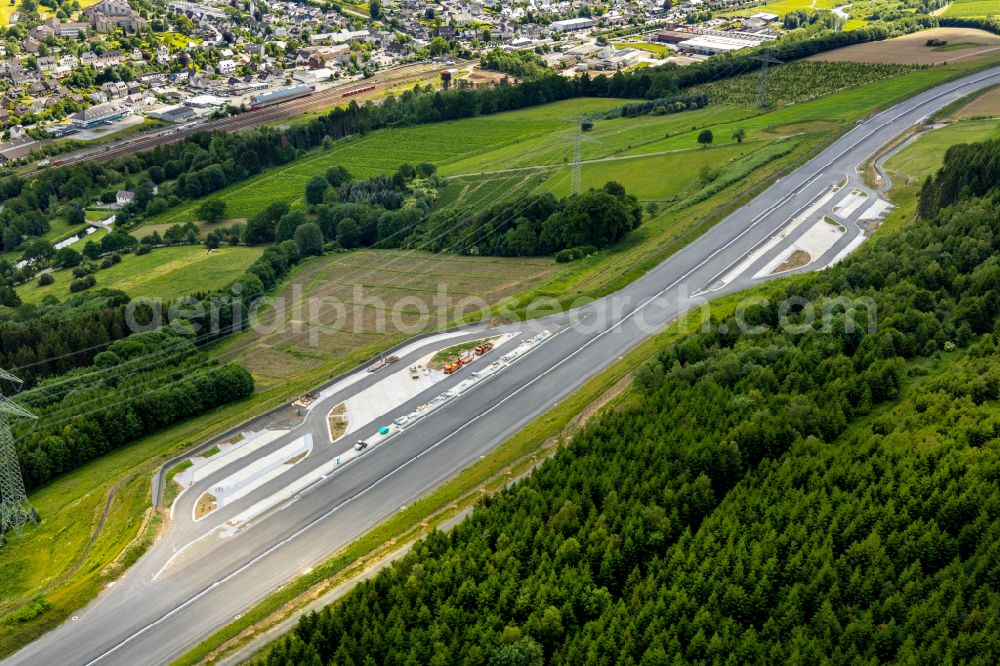 Aerial photograph Bestwig - Motorway service area and car park along the route and lanes in the course of the federal higway - motorway BAB A46 in Bestwig in the state North Rhine-Westphalia, Germany