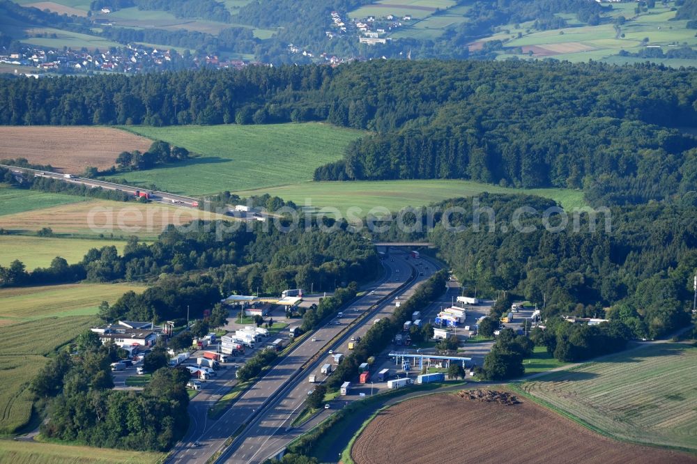 Aerial image Knüllwald - Routing and traffic lanes during the motorway service station and parking lot of the BAB A7 in Knuellwald in the state Hesse, Germany