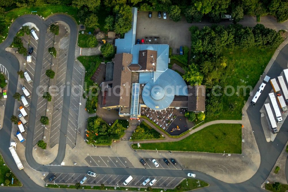 Aerial image Hamm - Motorway service area on the edge of the course of BAB highway 2 in the district Rhynern in Hamm in the state North Rhine-Westphalia, Germany