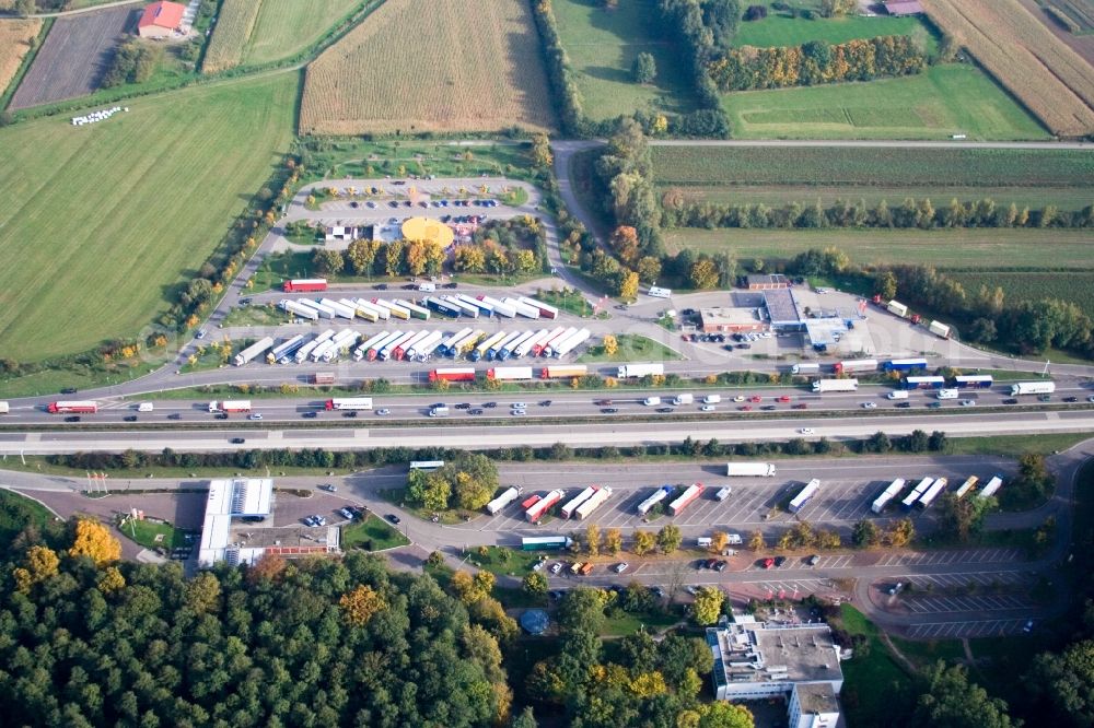 Appenweier from above - Motorway service area on the edge of the course of BAB highway RENCHTAL in Appenweier in the state Baden-Wuerttemberg