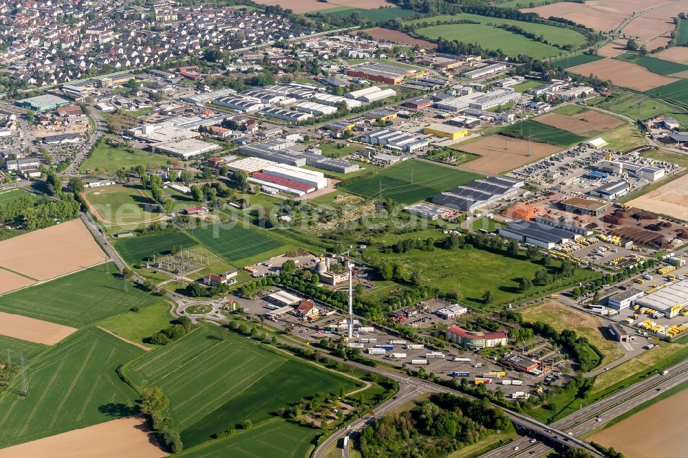 Herbolzheim from above - Motorway service area on the edge of the course of BAB highway Shell Autohof in Herbolzheim in the state Baden-Wuerttemberg