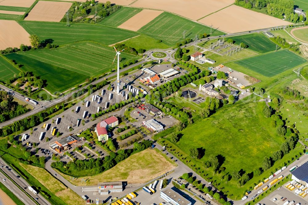 Aerial image Herbolzheim - Motorway service area on the edge of the course of BAB highway Shell Autohof in Herbolzheim in the state Baden-Wuerttemberg