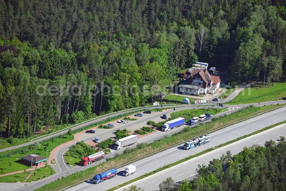 Triptis from the bird's eye view: Highway - resting place on the route of the motorway Autobahn A9 Triptis in Thuringia