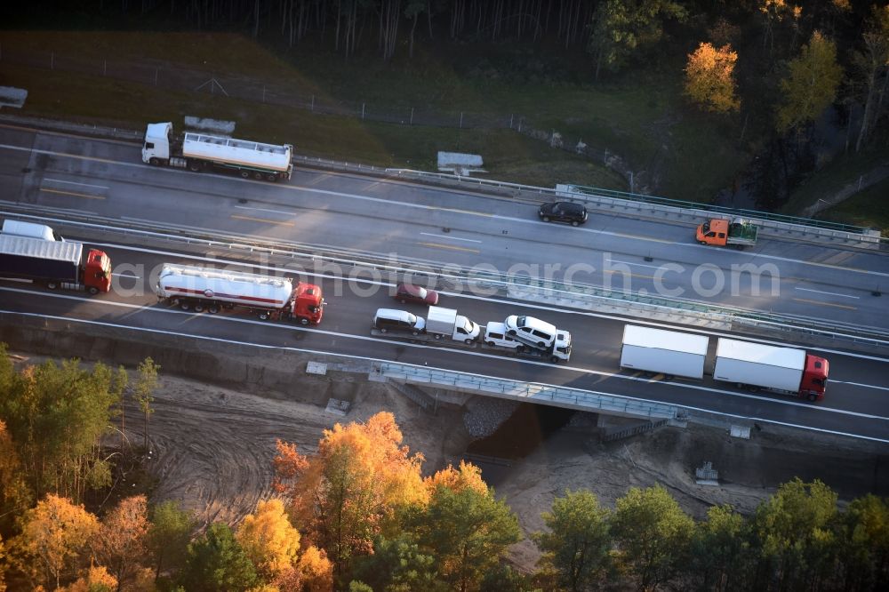 Spreenhagen from above - Highway congestion along the route of the lanes A12 E30 bei laufendem Ausbau und Spurerweiterung in Spreenhagen in the state Brandenburg