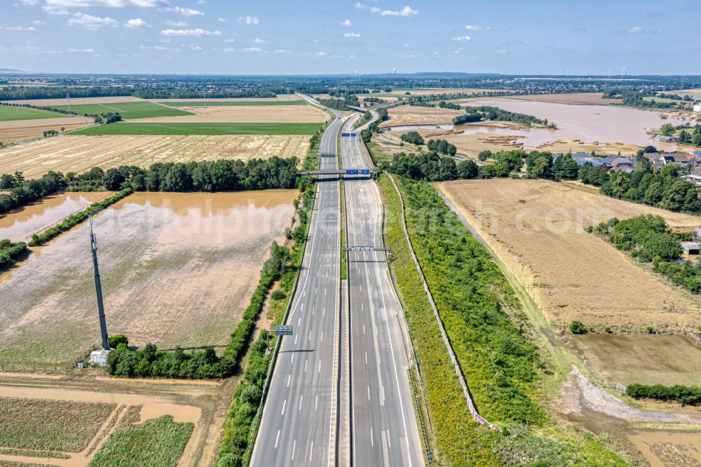 Blessem from the bird's eye view: Highway route BAB A61 in on street E31 in Blessem in the state North Rhine-Westphalia, Germany