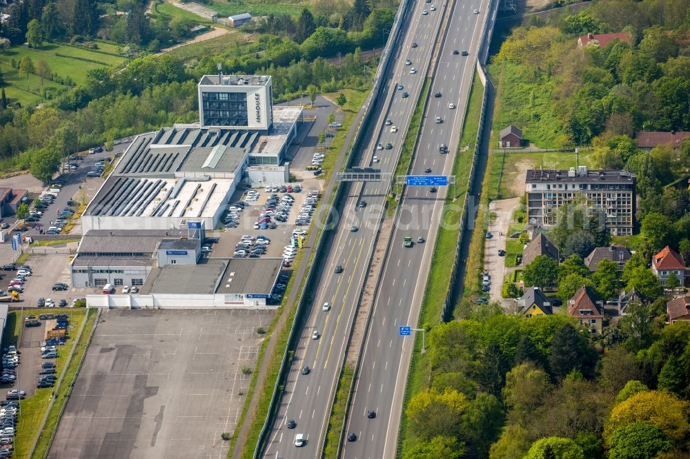 Aerial photograph Dortmund - Highway route BAB A40 in in Dortmund in the state North Rhine-Westphalia