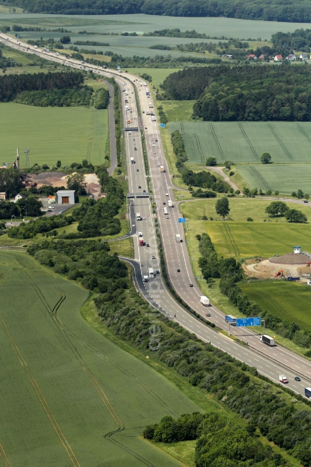 Vollersroda from the bird's eye view: Highway route BAB 4 in Vollersroda in the state Thuringia, Germany