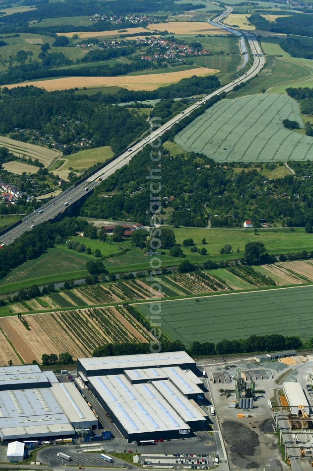 Aerial photograph Gera - Lanes of the motorway- route and course of the A4 in Gera in the state Thuringia, Germany