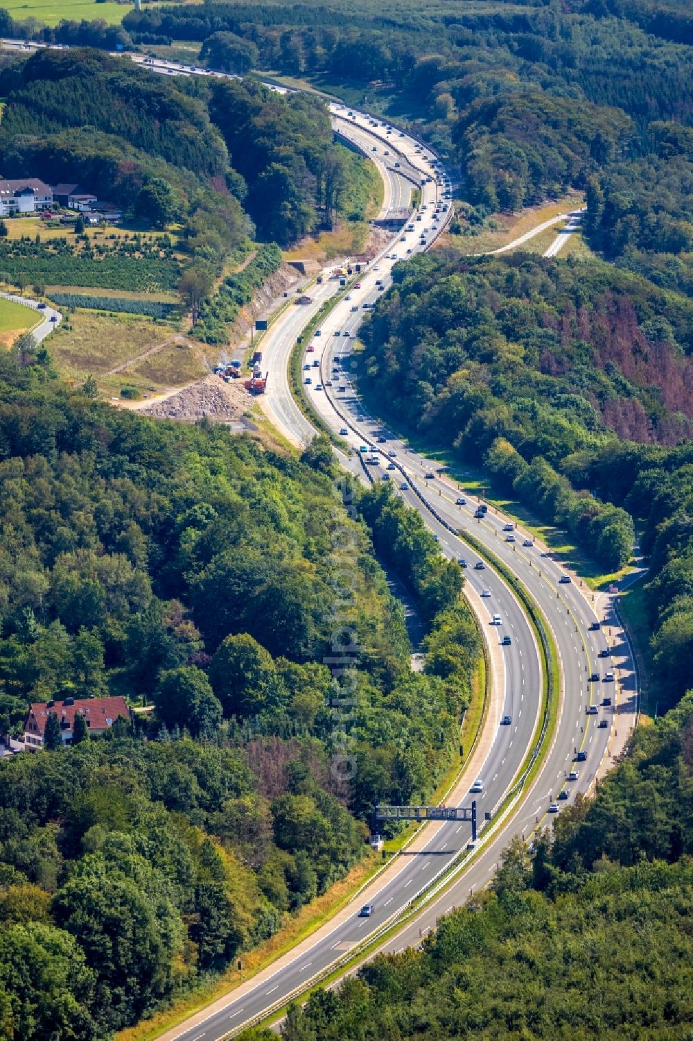 Aerial image Hagen - Lanes of the motorway- route and course of the A45 in the district Dahl in Hagen in the state North Rhine-Westphalia, Germany