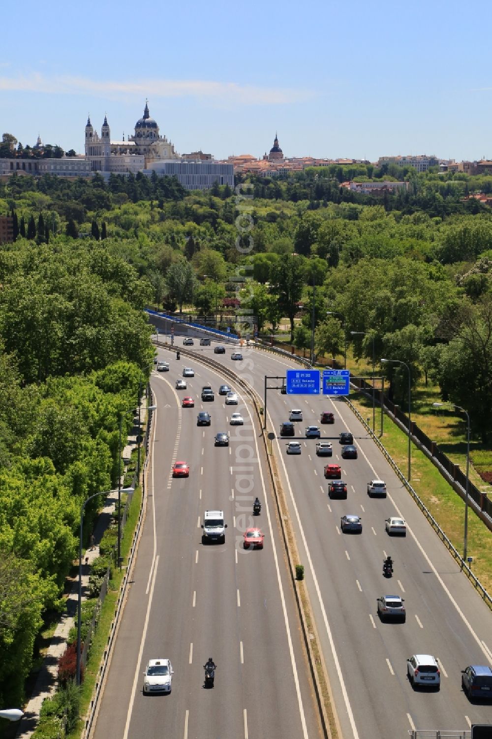 Aerial photograph Madrid - Lanes of the motorway- route and course of the orbital motorway M30 looking to the cathedral La Almudena in Madrid in Comunidad de Madrid, Spain