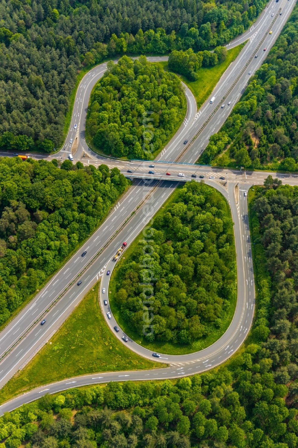 Aerial photograph Haltern am See - Routing and traffic lanes during the highway exit and access the motorway A 43 in Haltern am See in the state North Rhine-Westphalia, Germany