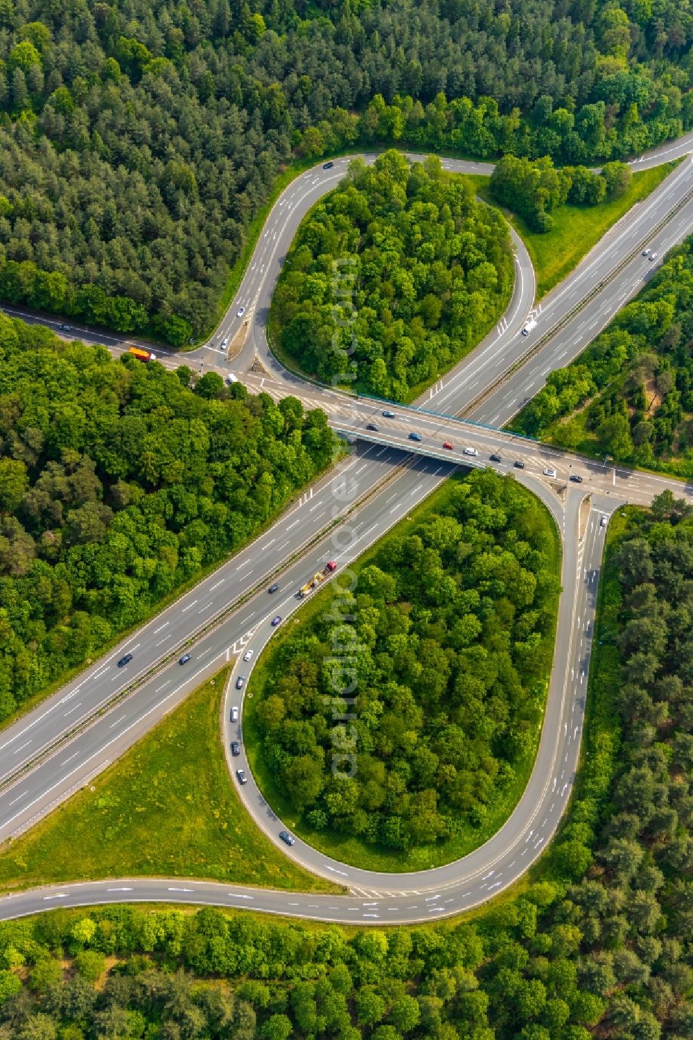 Haltern am See from above - Routing and traffic lanes during the highway exit and access the motorway A 43 in Haltern am See in the state North Rhine-Westphalia, Germany