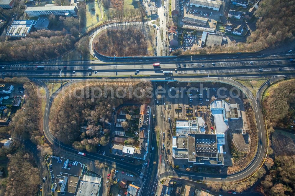 Aerial image Bochum - Highway triangle the federal motorway A 40 Bochum-Zentrum in Bochum in the state North Rhine-Westphalia