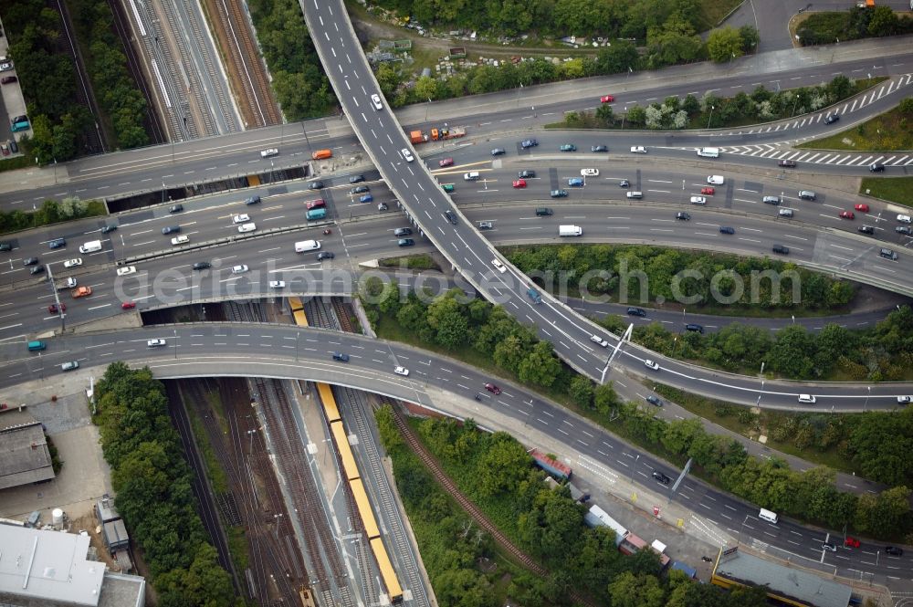 Aerial photograph Berlin - Highway triangle the federal motorway A 100 to the A115 Autobahndreieck Funkturm in the district Charlottenburg in Berlin, Germany