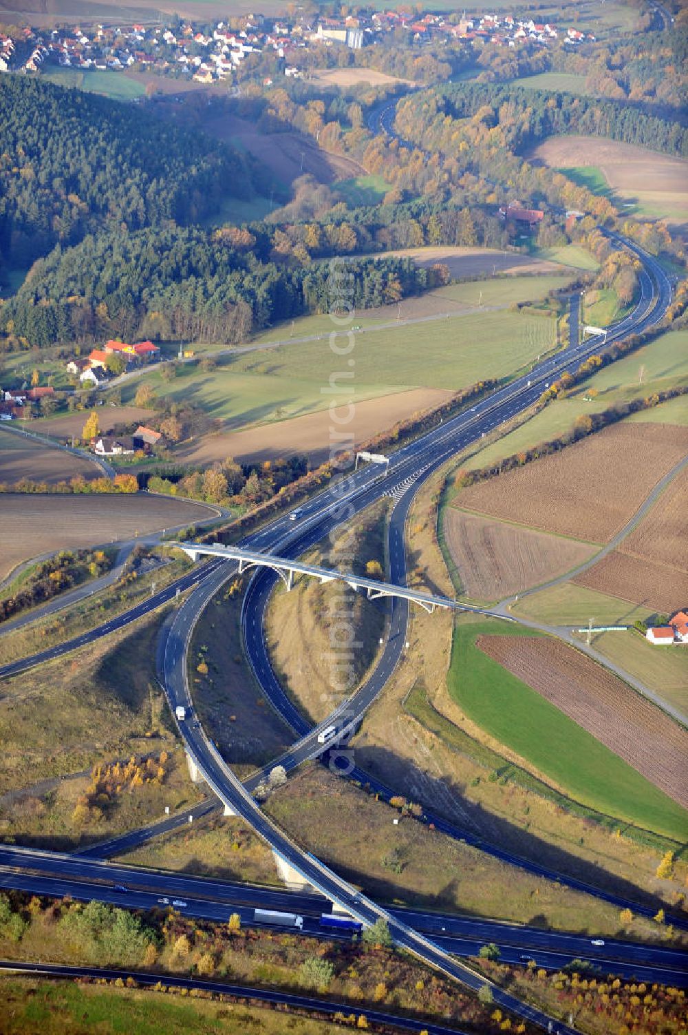 Aerial image Harsdorf - Das Dreieck Bayreuth - Kulmbach, ein Autobahndreieck der Autobahn A 70 und A 9 in Bayern / Oberfranken. Motorway junction Bayreuth - Kulmbach of the freeway E48 and E51 in Bavaria / Upper Franconia.